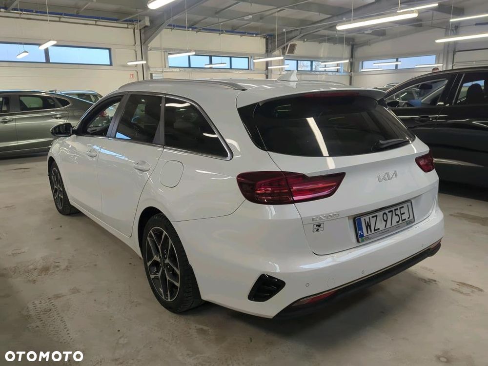 Kia Ceed 1.5 T-GDI Business Line Plus DCT - 2