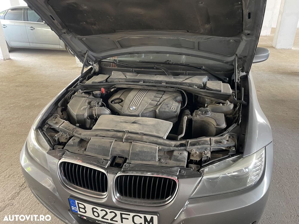 BMW Seria 3 318d - 11
