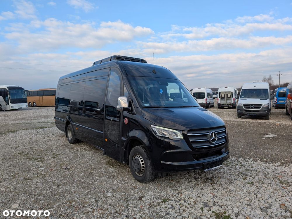 Mercedes-Benz Sprinter 519