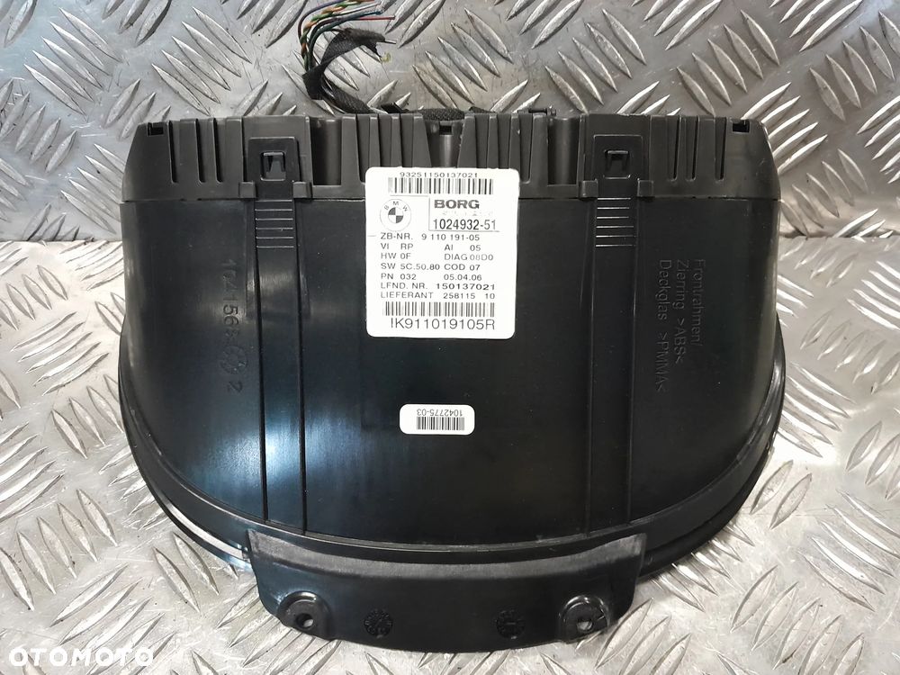 Zegary licznik BMW 1 E87 04-11r. 2.0 B 9110191 - 3