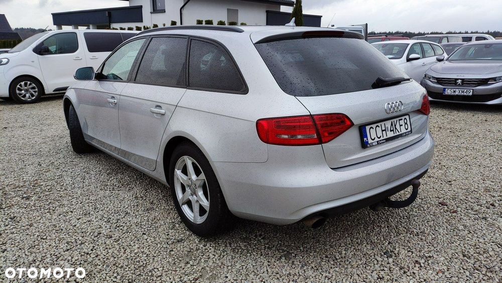 Audi A4 Avant - 4