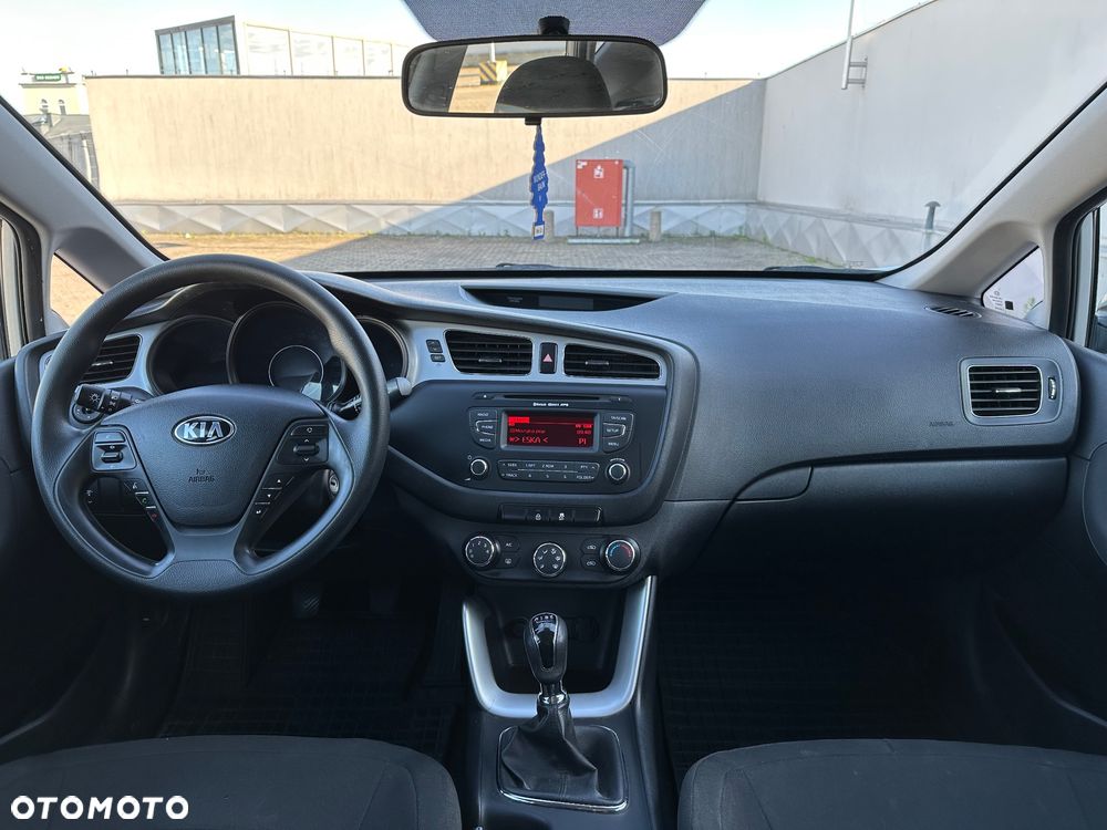 Kia Ceed 1.4 CRDi S - 10