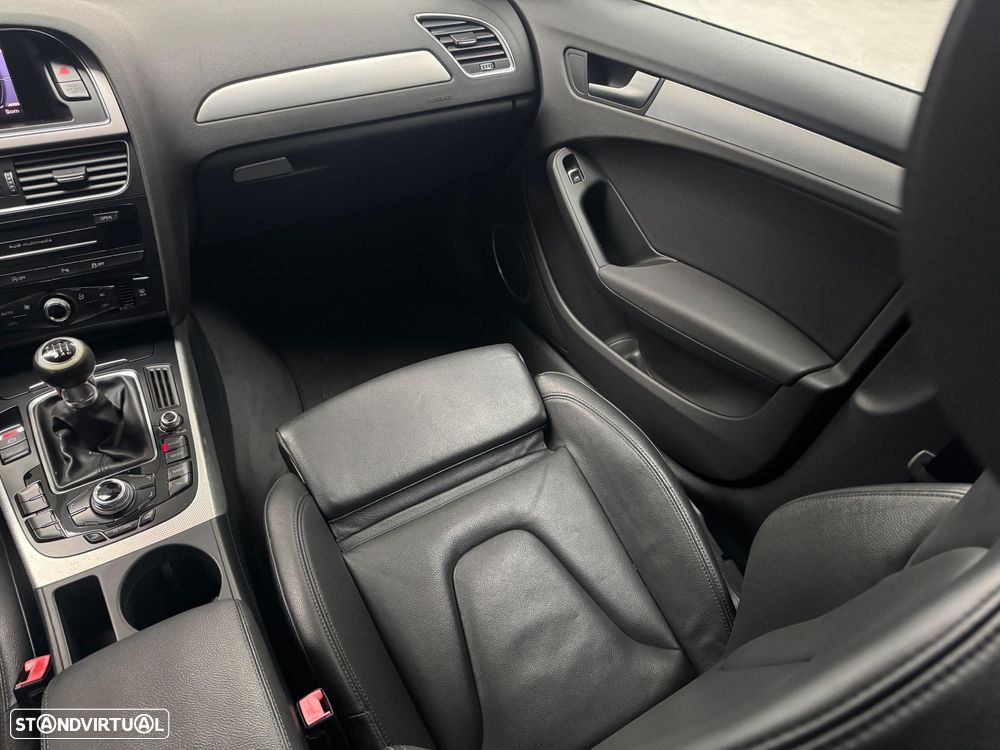 Audi A4 Avant 2.0 TDI Business Line Sport - 12