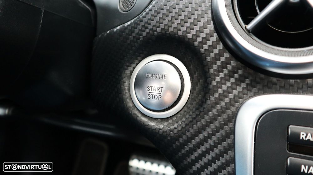 Mercedes-Benz A 160 d AMG Line Aut. - 32