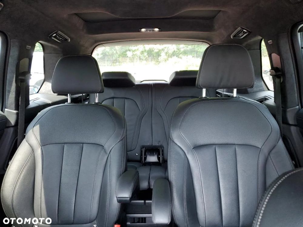 BMW X7 - 10