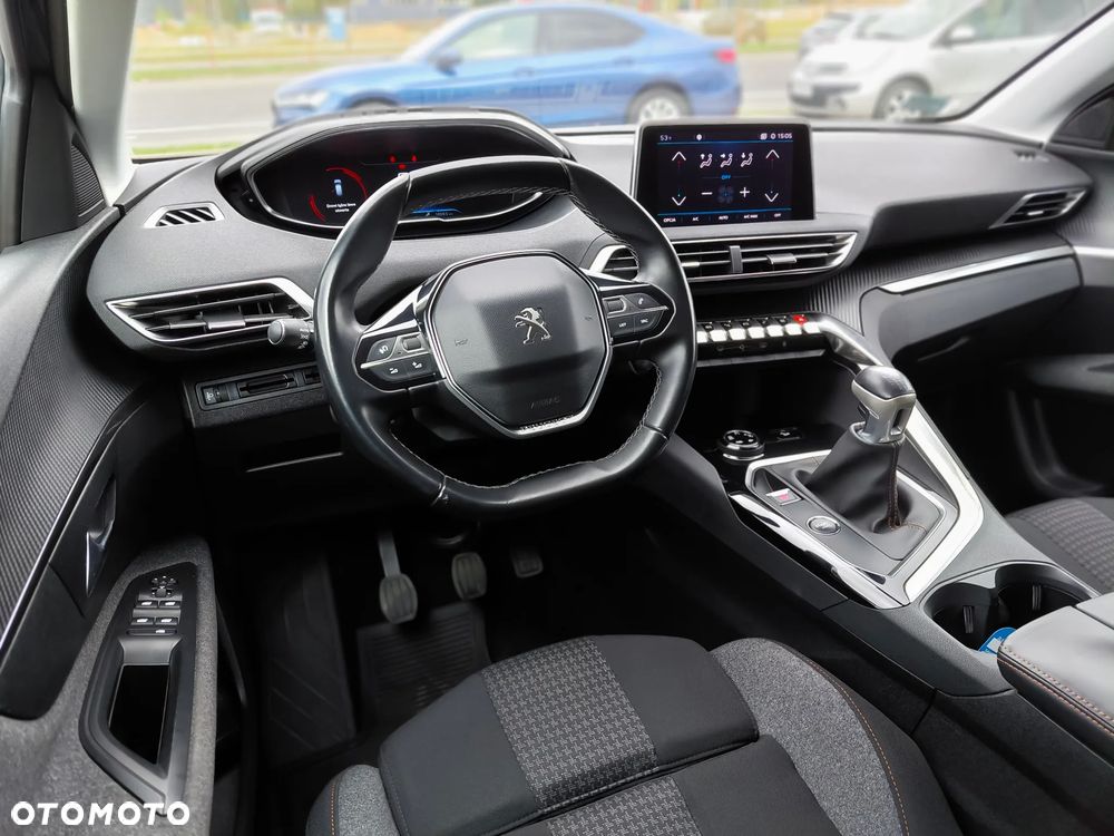 Peugeot 3008 1.2 PureTech Active S&S - 9
