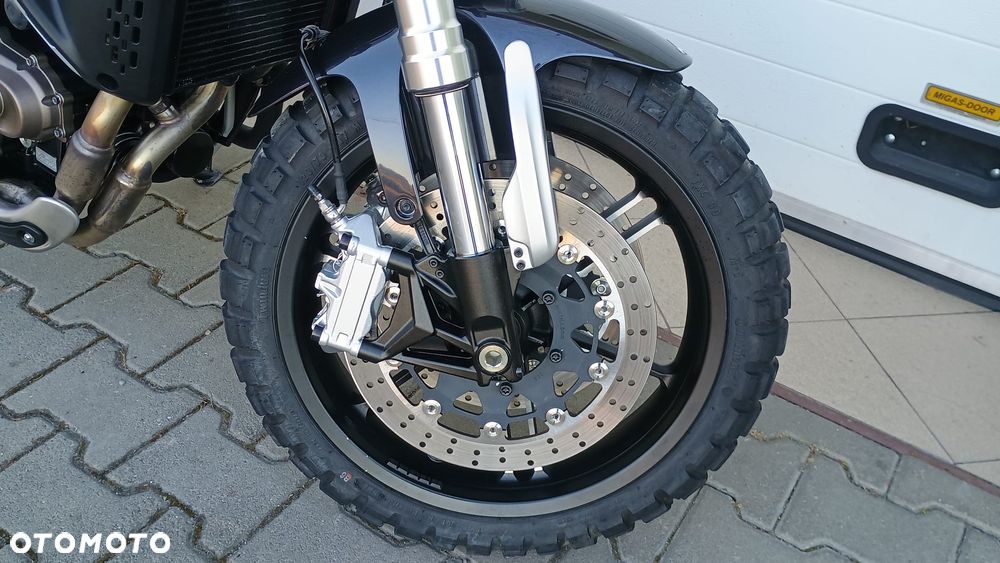 QJMOTOR SRV 600V - 23