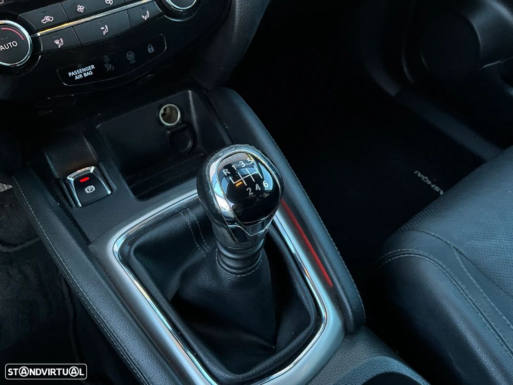Nissan Qashqai 1.6 dCi ALL-MODE 4x4i TEKNA - 21