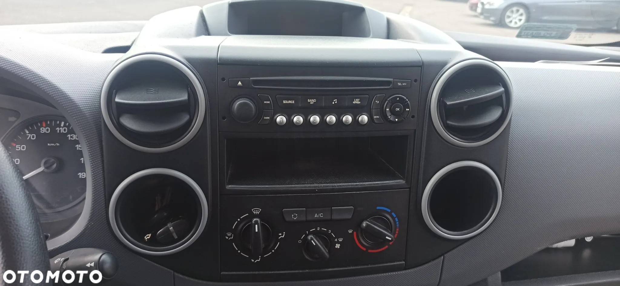 Citroën BERLINGO - 8