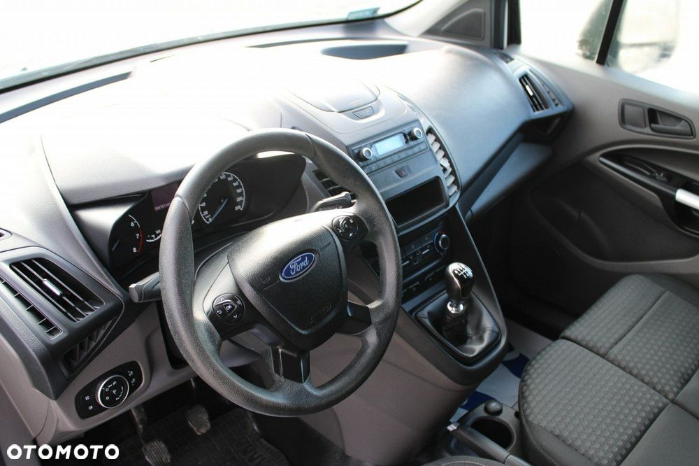 Ford Transit Connect - 13