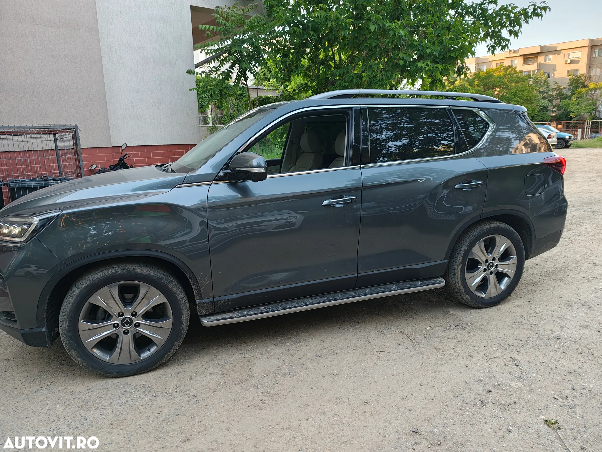 SsangYong REXTON G4 2.2 e-XDI 4WD Premium - 3