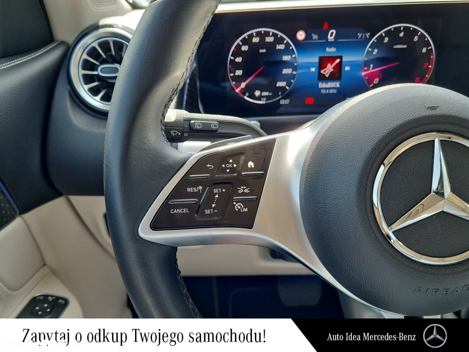 Mercedes-Benz GLB 200 Progressive 7G-DCT - 19