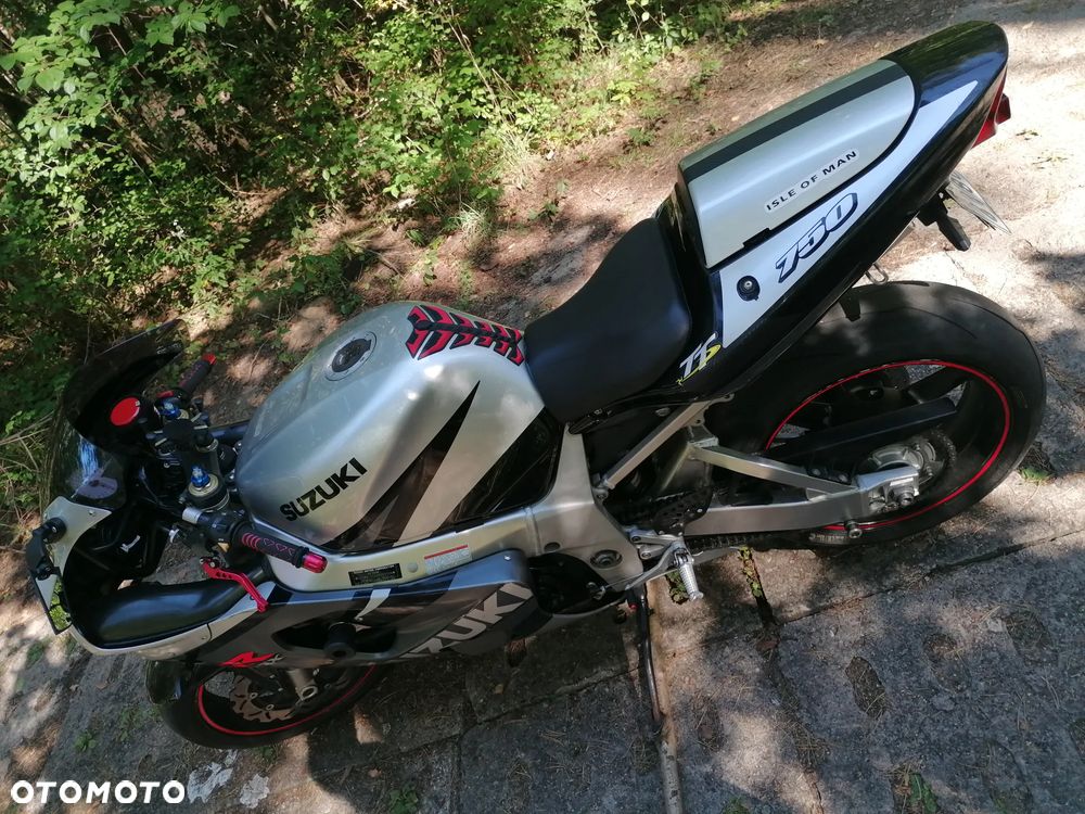 Suzuki GSX-R - 2