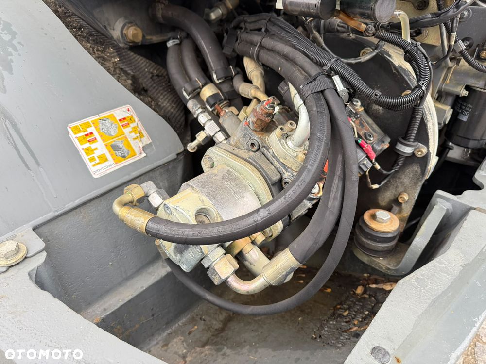 Liebherr L506 Stereo / 3500MTH / Łyżka + Widły /  Bez DPF i Adblue - 18