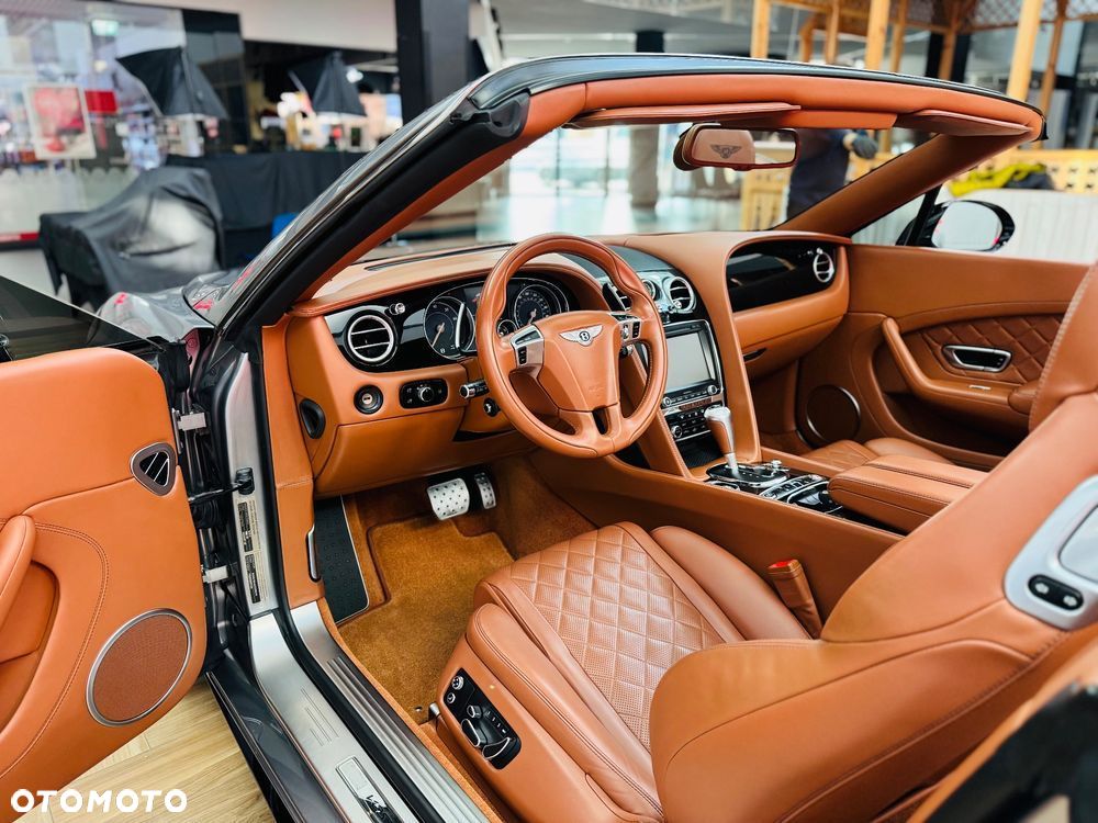 Bentley Continental GT V8 S Convertible - 8