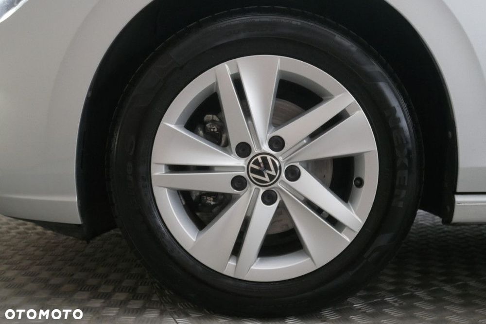 Volkswagen Golf - 14