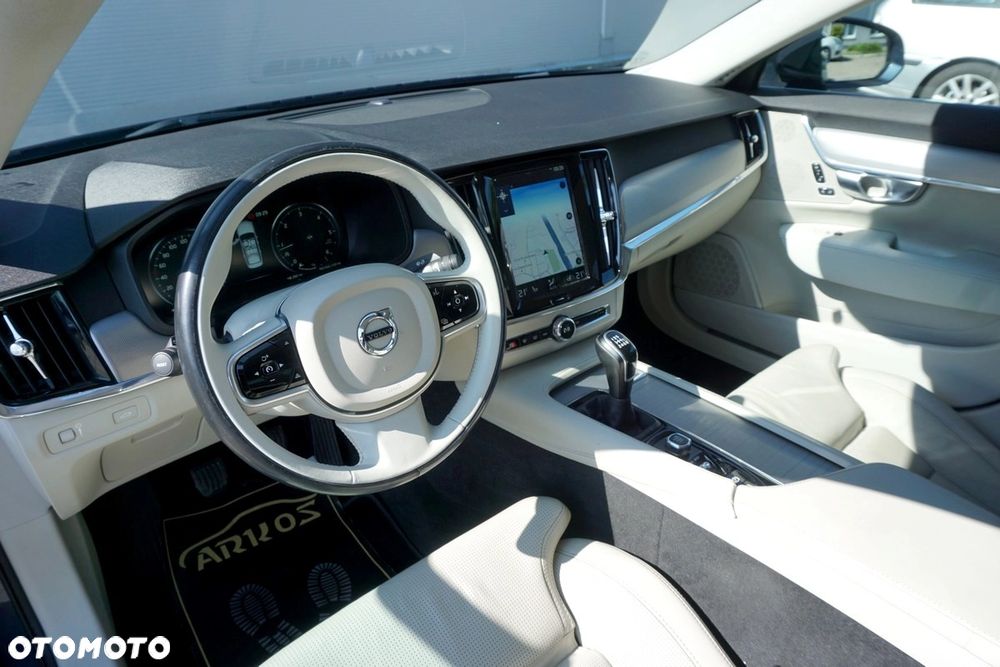 Volvo S90 D4 Inscription - 24