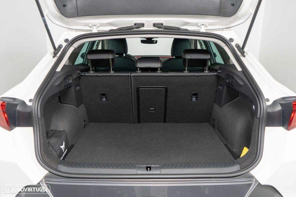 Cupra Formentor 1.4 e-Hybrid DSG - 28