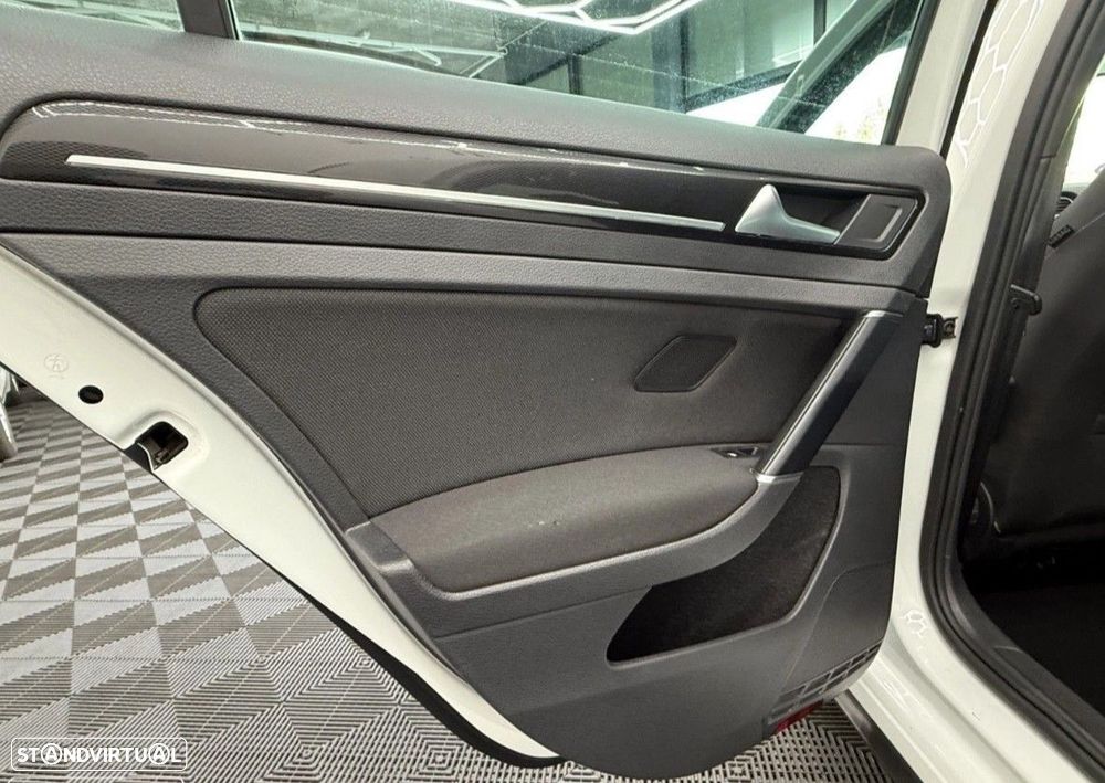 VW Golf 1.4 GTE Plug-in - 21