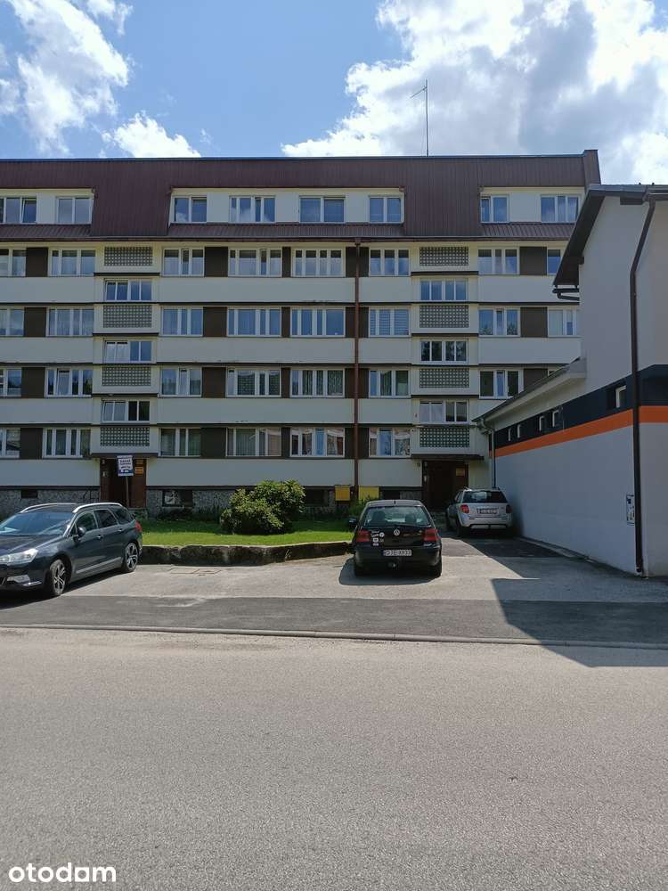 Sprzedam mieszkanie z garażem
