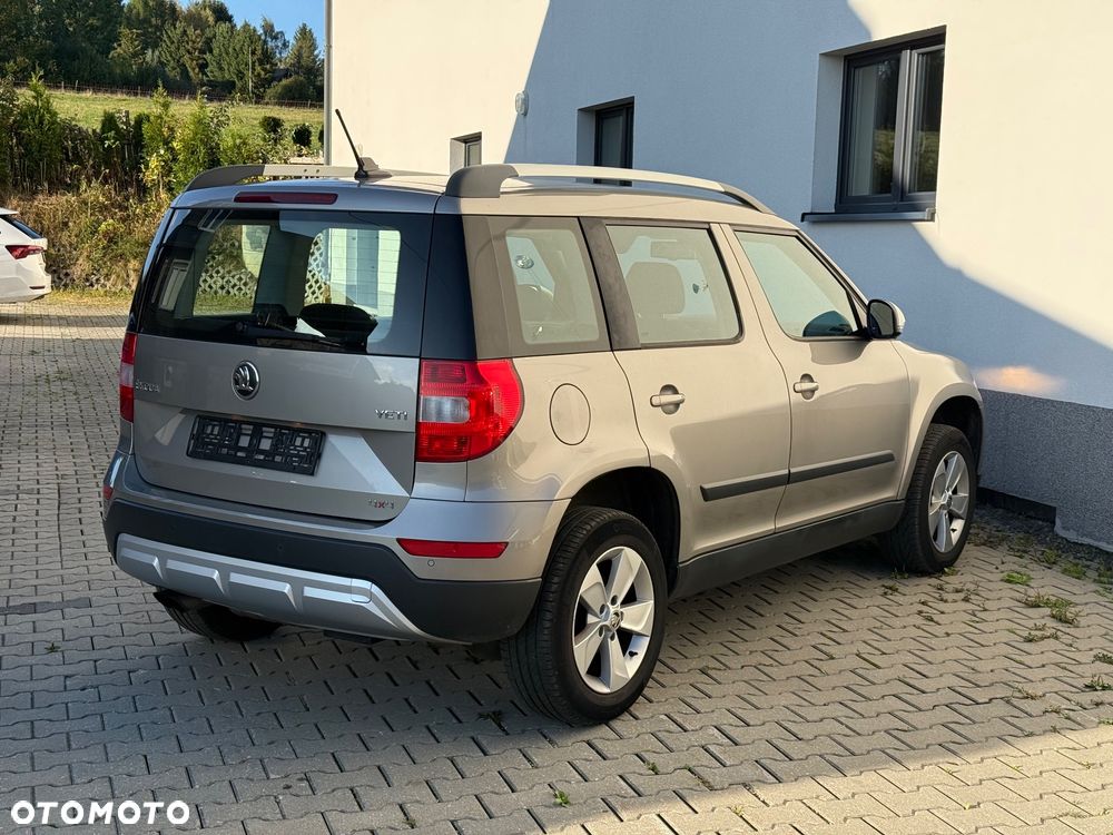 Skoda Yeti 2.0 TDI SCR 4x4 Active - 9