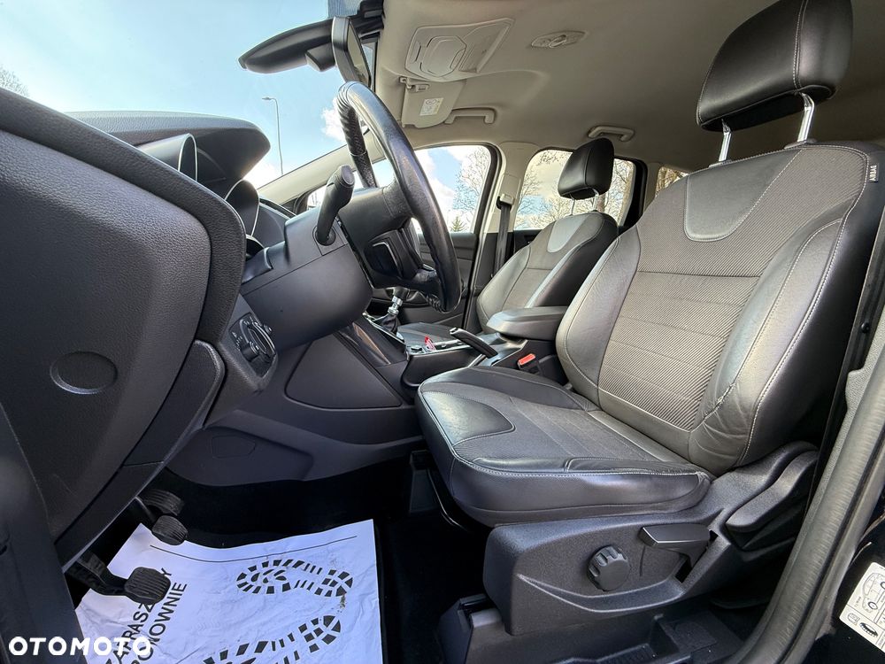 Ford Kuga 2.0 TDCi 4x4 Titanium - 10