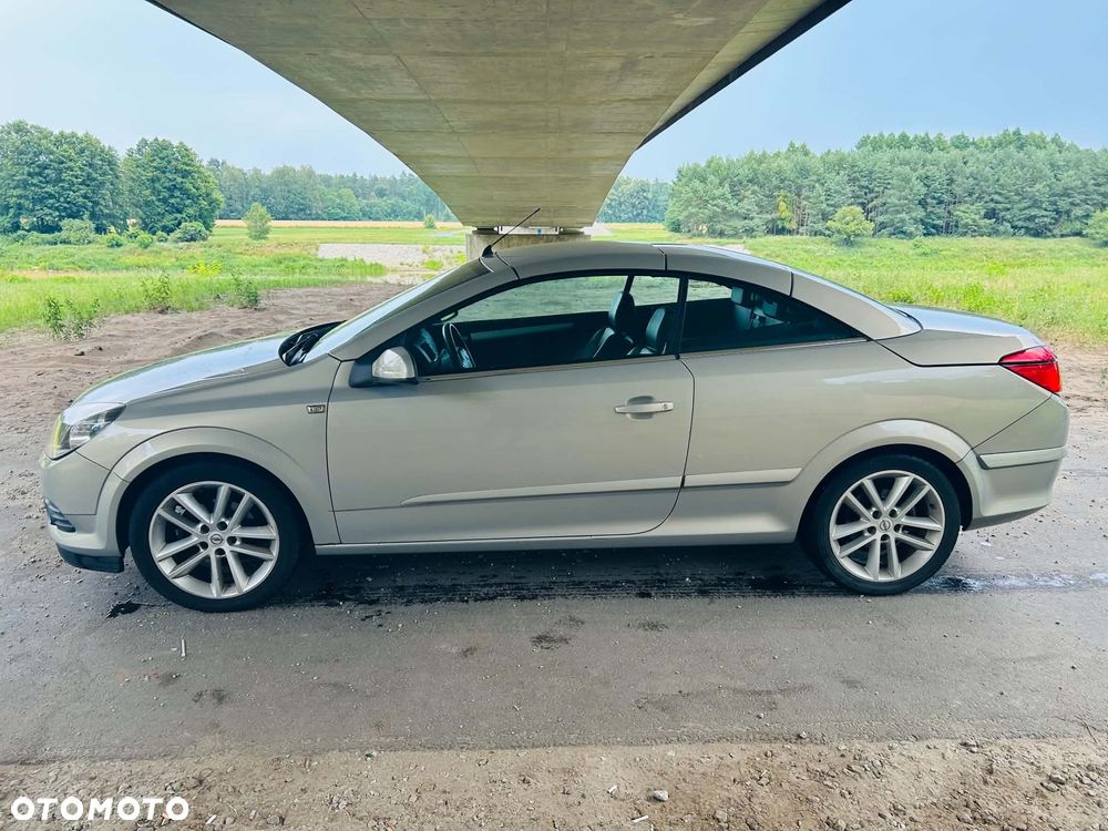 Opel Astra 1.6 Cosmo - 4