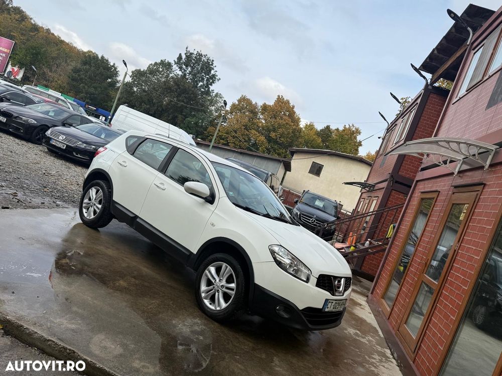 Nissan Qashqai 1.5 DCI TEKNA - 2