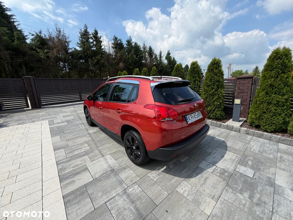 Peugeot 2008 1.2 VTi Allure - 5
