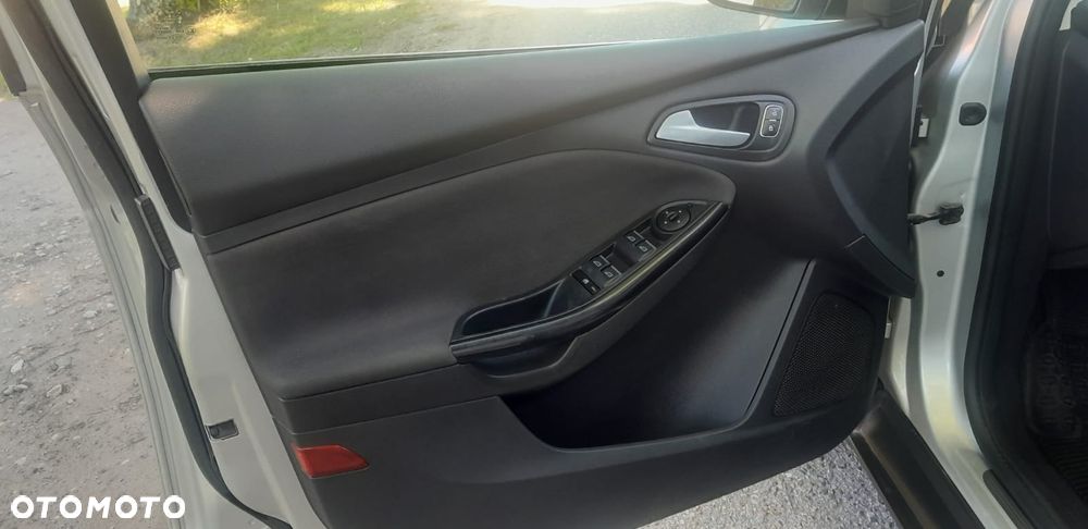 Ford Focus - 27
