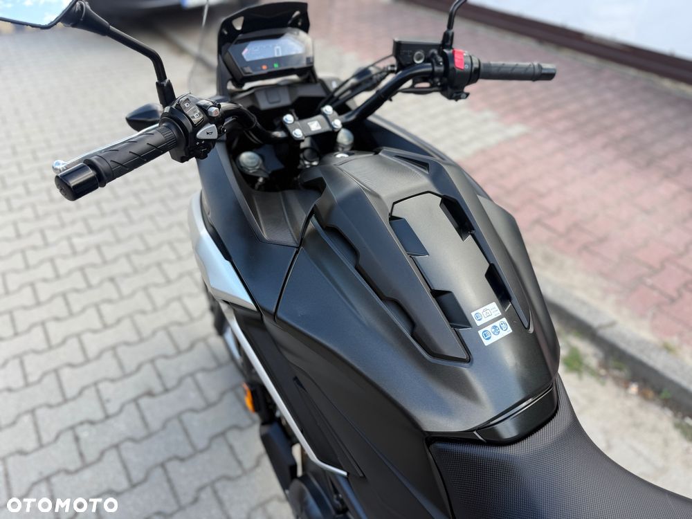 Honda NC - 27
