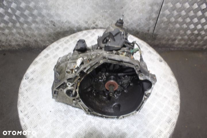 SKRZYNIA BIEGÓW 6 BIEGOWA RENAULT LAGUNA III 1.6 - 5