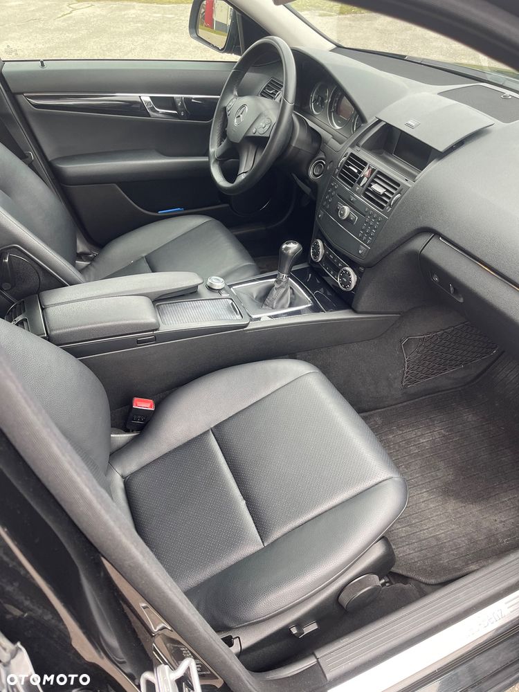 Mercedes-Benz Klasa C 200 Kompressor Avantgarde - 3