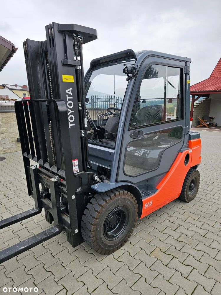 Toyota 02-8FDF25 - 2