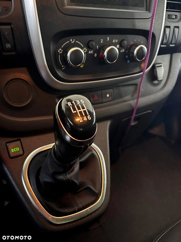 Renault Trafic - 9