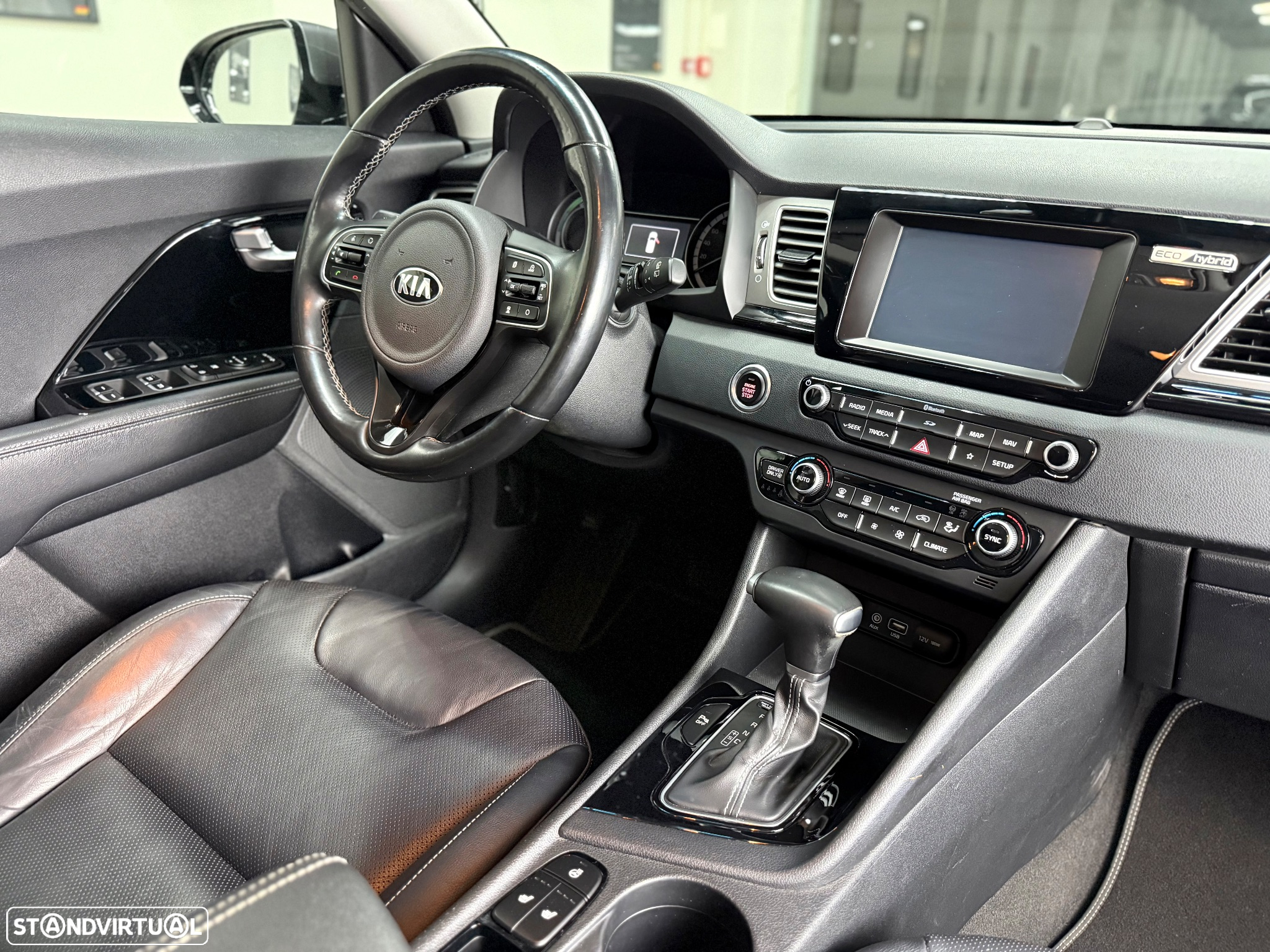 Kia Niro 1.6 GDi HEV Tech - 26
