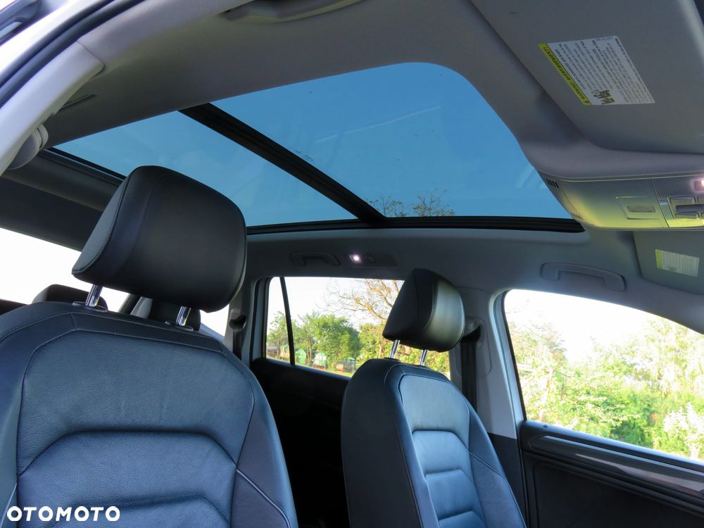 Volkswagen Tiguan - 13