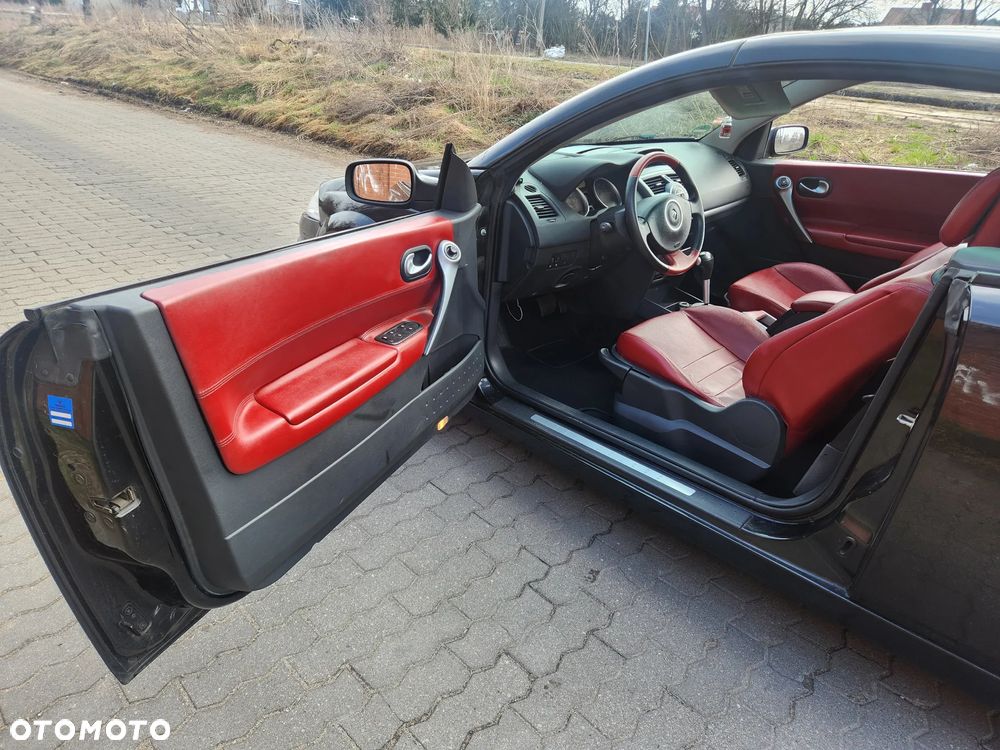 Renault Megane 1.6 Authenique - 31