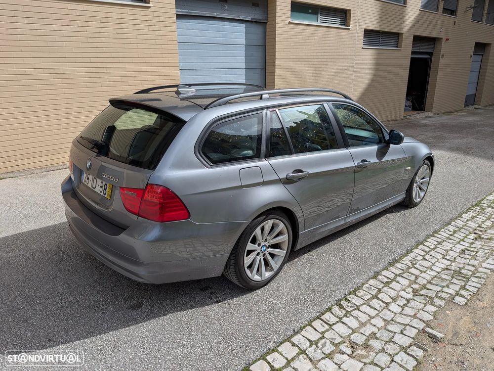 BMW 320 d Navigation - 3