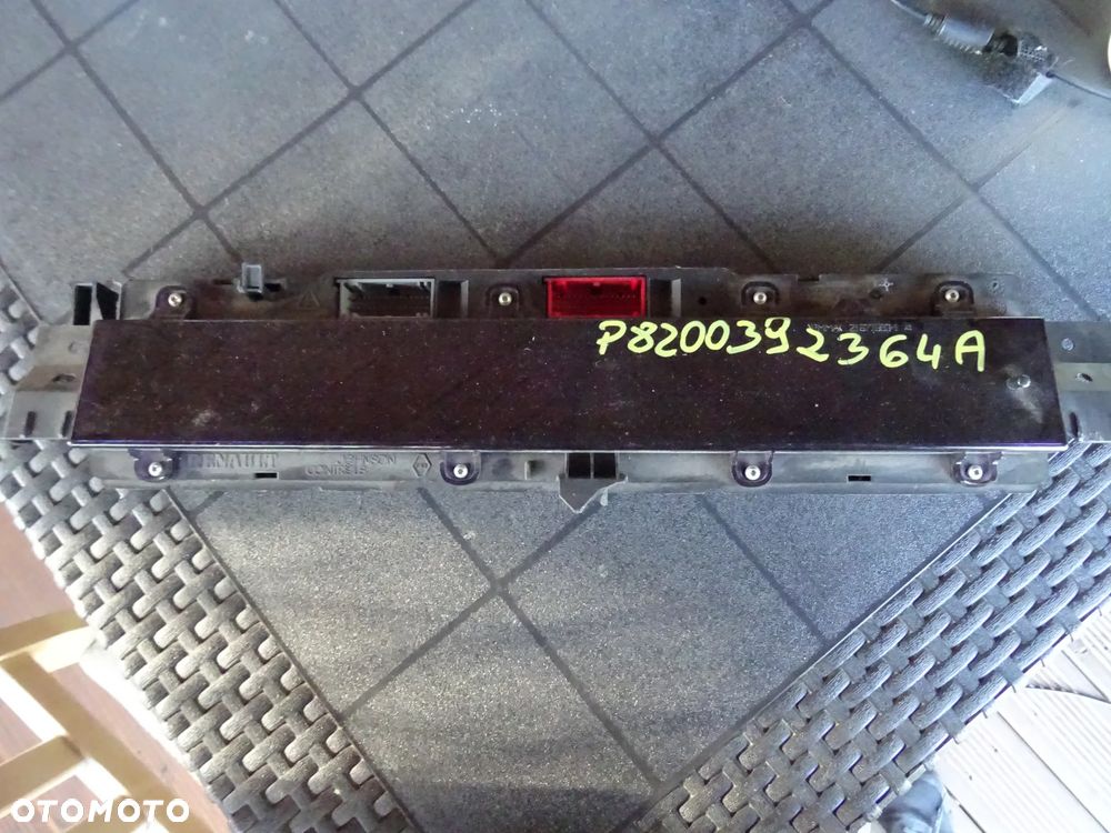 RENAULT ESPACE IV P8200392364 A JOHNSON LICZNIK LIFTING  WYSWIETLACZ ROWNIEZ INNE NA STANIE