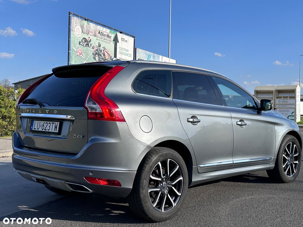 Volvo XC 60 D4 AWD Geartronic Summum - 6
