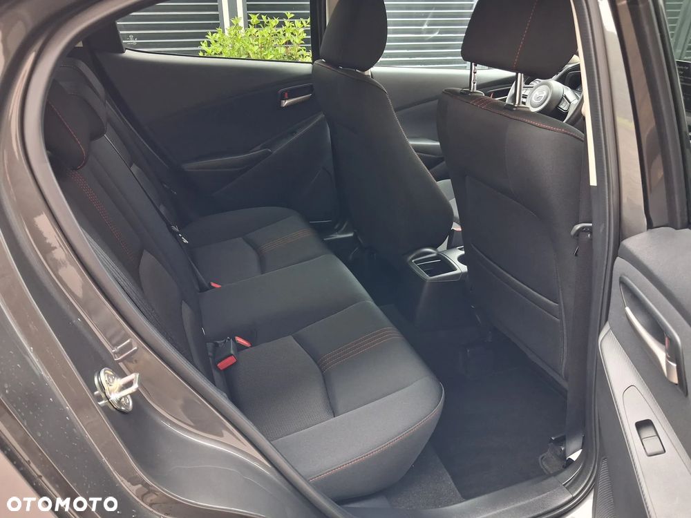 Mazda 2 SKYACTIV-G 90 Homura - 12