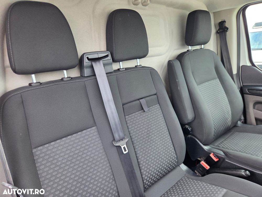 Ford New Transit Custom L1H1 - 23
