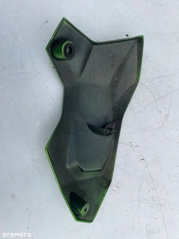 KAWASAKI Z 900 Z900 20- PŁUG LEWY OWIEWKA BOK 55028-0708 - 2