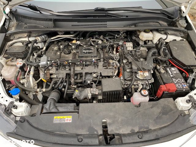 Suzuki Swace 1.8 Hybrid Elegance CVT - 31