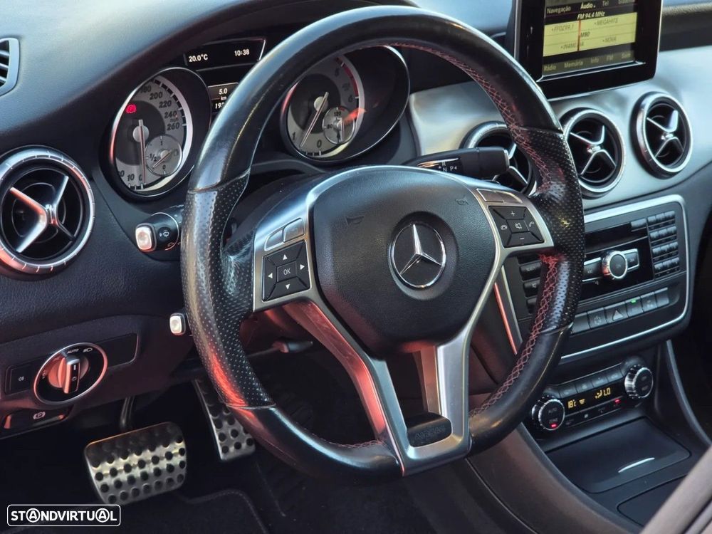 Mercedes-Benz CLA 220 - 14