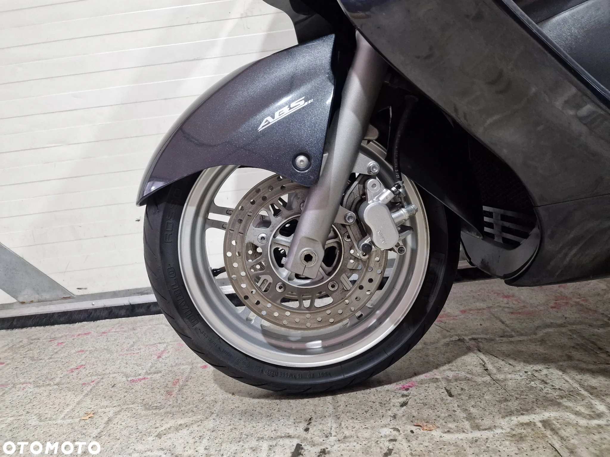 Suzuki Burgman - 12