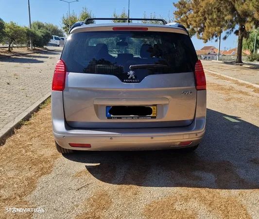 Peugeot 5008 1.6 HDi 7L Allure - 4