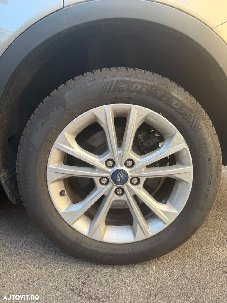 Ford Kuga 2.0 TDCi 4WD Powershift Titanium - 8