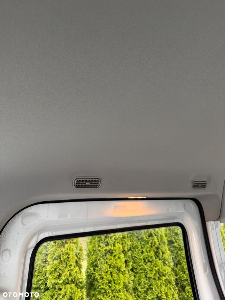 Ford Transit Kombi L2H2 Trend - 11